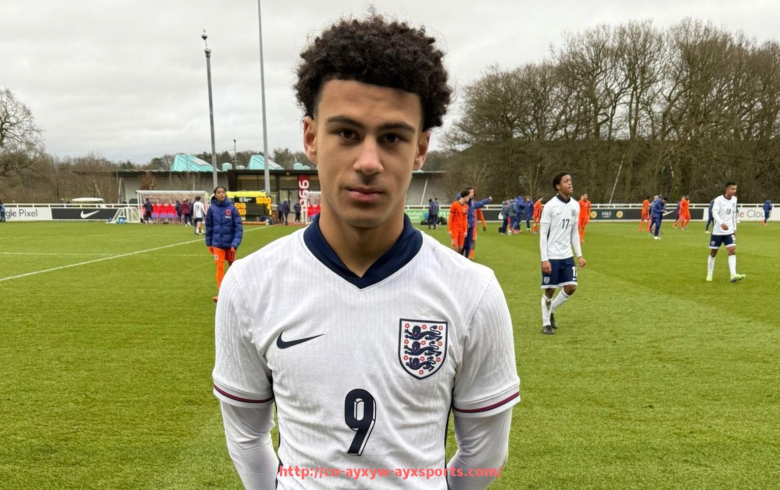 爱游戏体育-英超各队球员名单及最新赛季更新